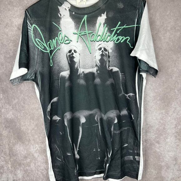 Janes Addiction “Nothing’s Shocking” AOP Band T Shirt SIZE M - Picture 1 of 4